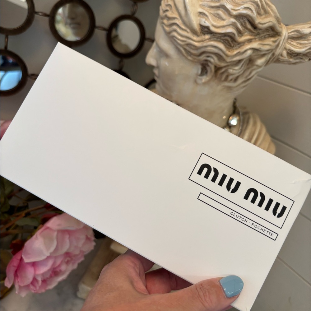 NIB Miu Miu Parfum Tiffany Blue Patent Leather Pouchette Clutch GWP w Strap - Picture 8 of 16